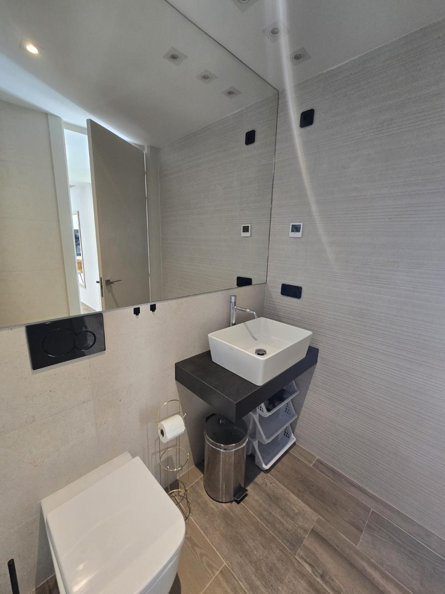 Nice 2 Bedroom Bali Apartment With Sea Views Torrevieja Exterior foto